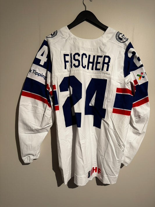 24 Fischer (C)