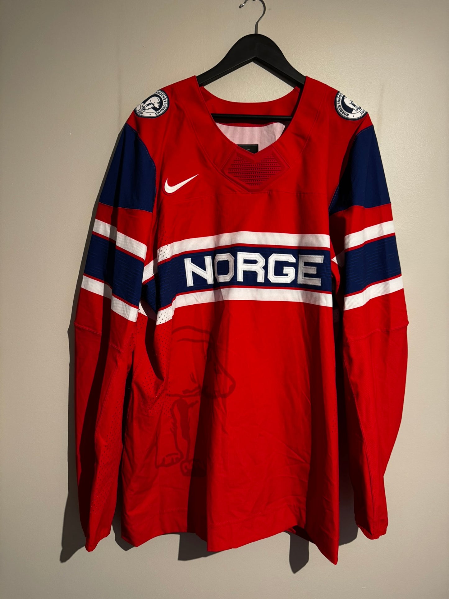 VM Reservedrakt RØD